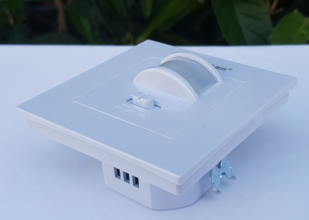 Công tắc cảm ứng hồng ngoại Kawasan SS21D3